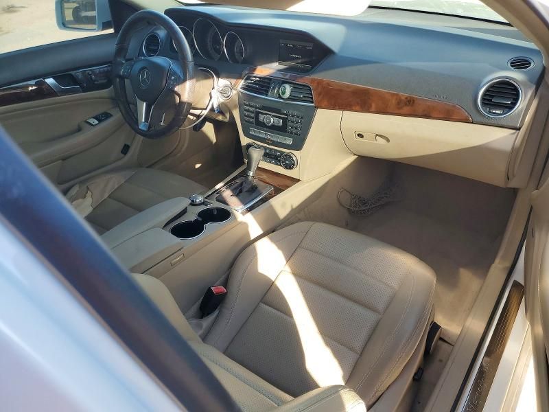 2015 Mercedes-Benz C 250