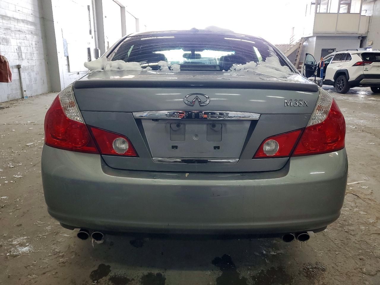 2006 Infiniti M35 Base