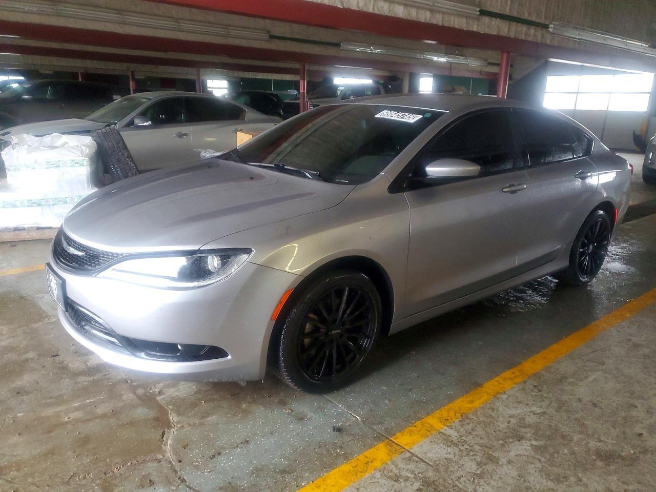 2016 Chrysler 200 s