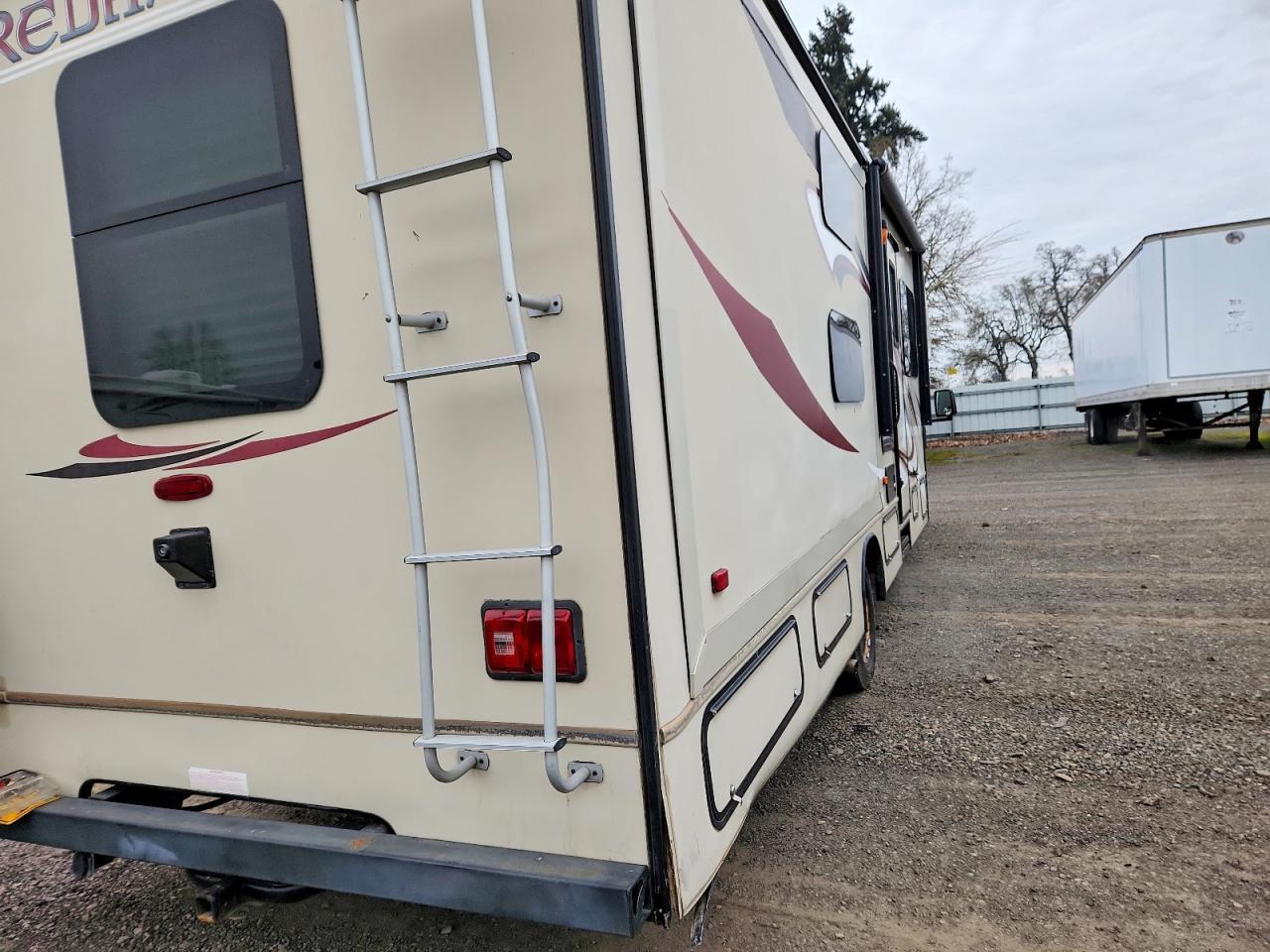 2014 Jayco 2013 Ford E450 Recreational Vehicle