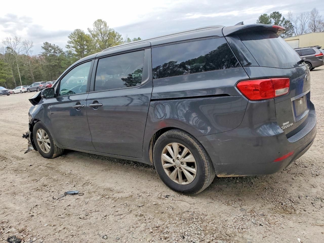 2017 KIA Sedona lx
