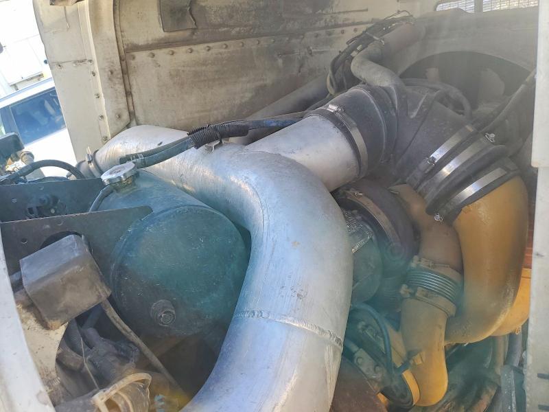 2005 Peterbilt 379 Semi Truck