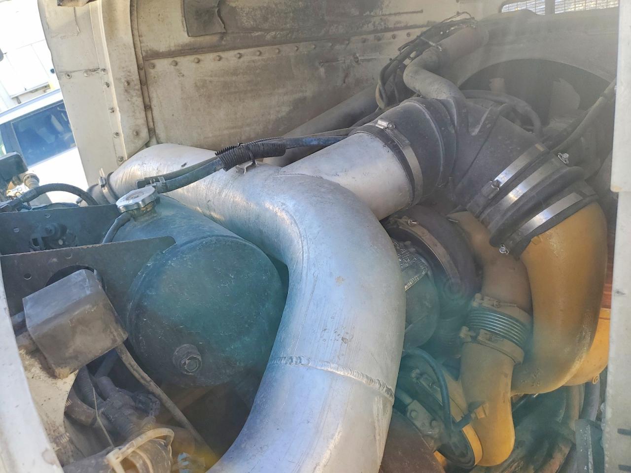 2005 Peterbilt 379 Semi Truck