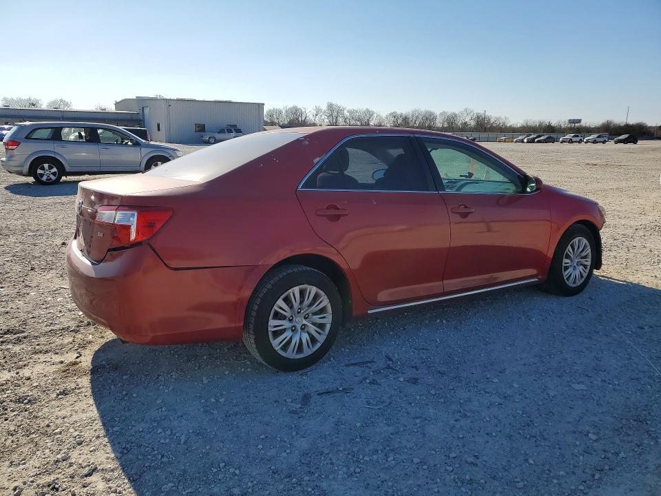2012 Toyota Camry le