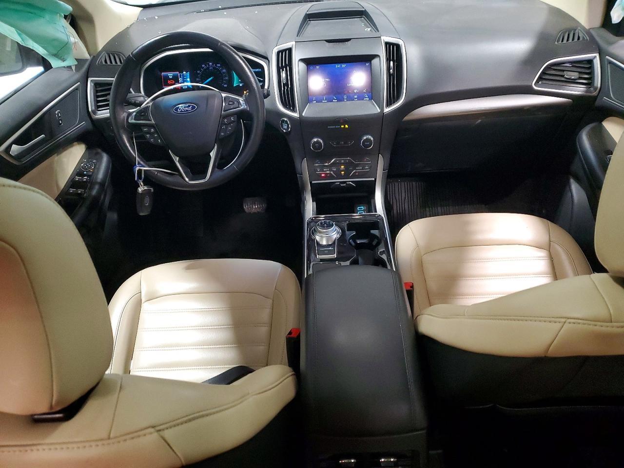 2020 Ford Edge sel