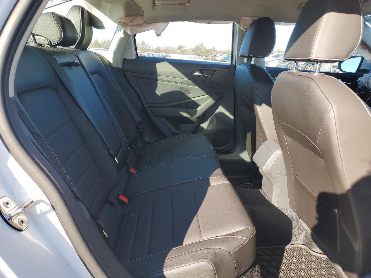 2023 Volkswagen Jetta se