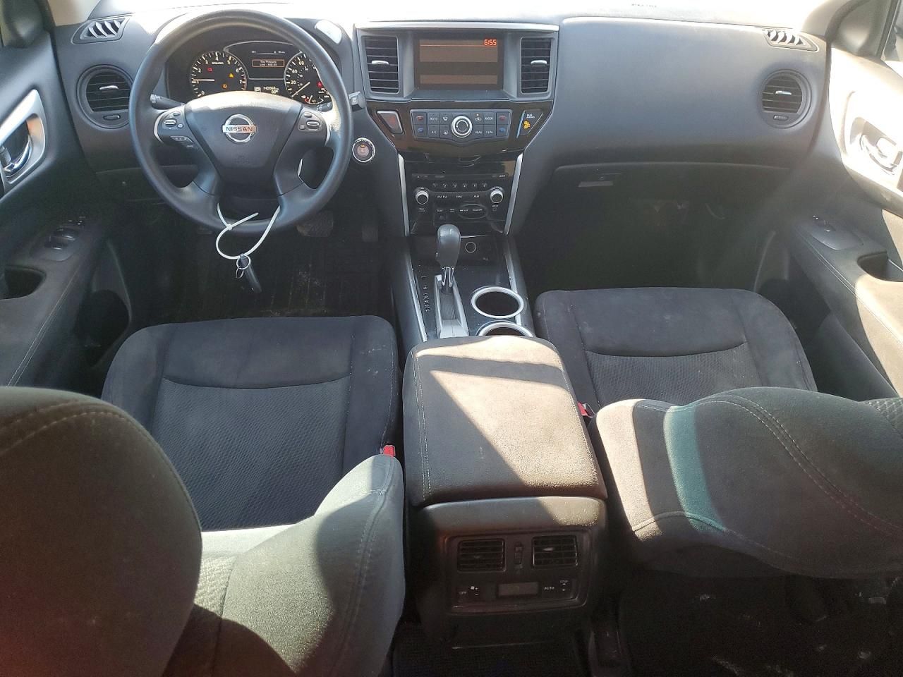 2015 Nissan Pathfinder s