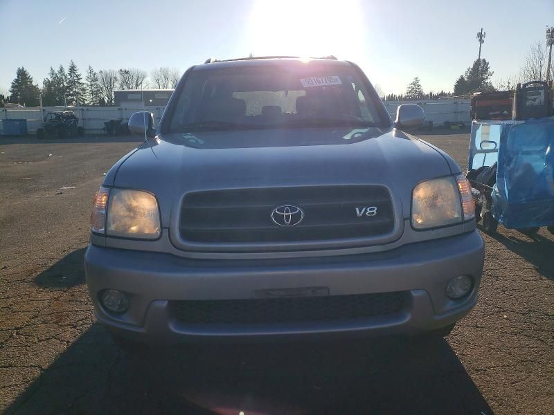 2002 Toyota Sequoia SR5
