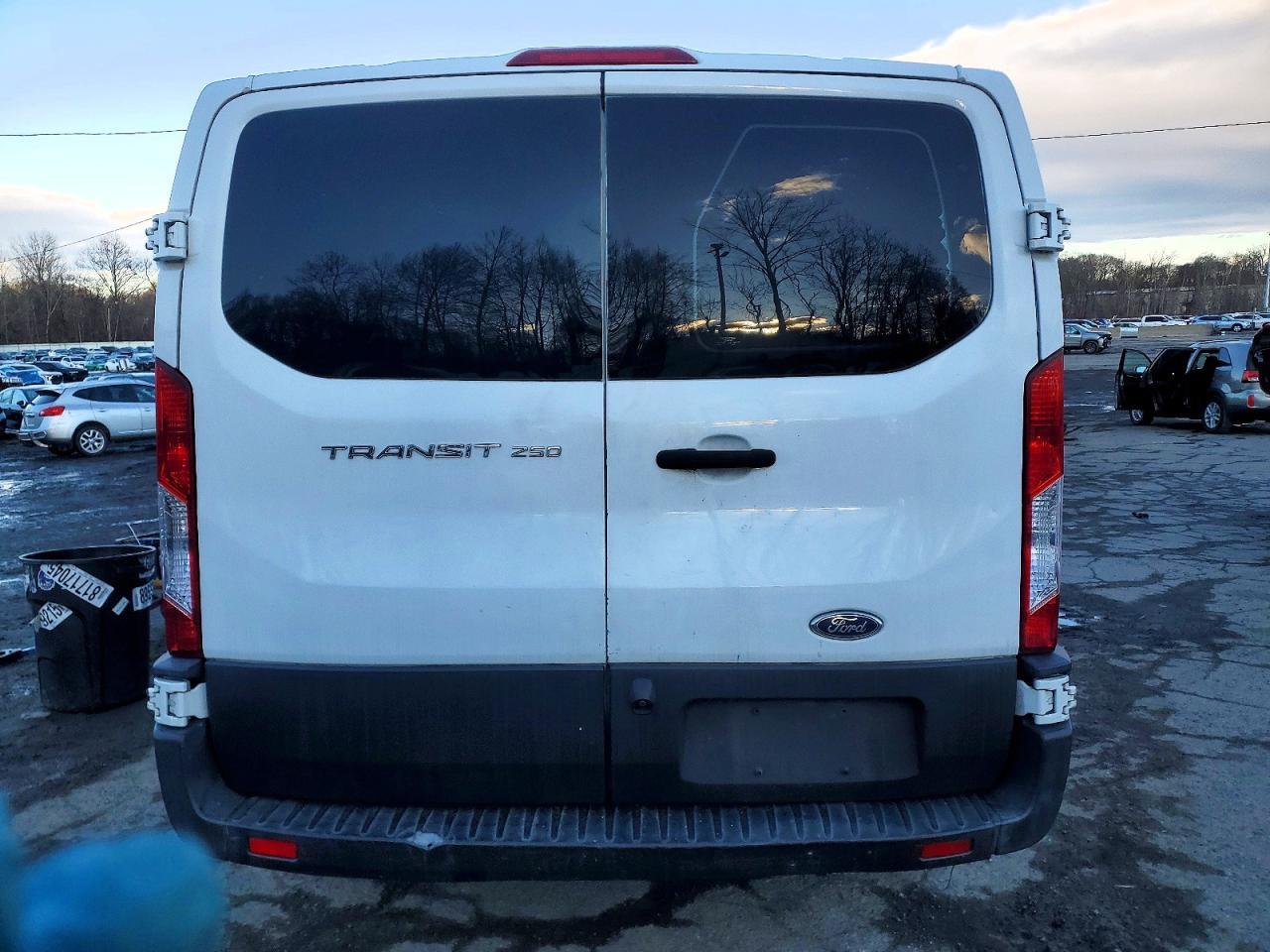 2017 Ford Transit T-250