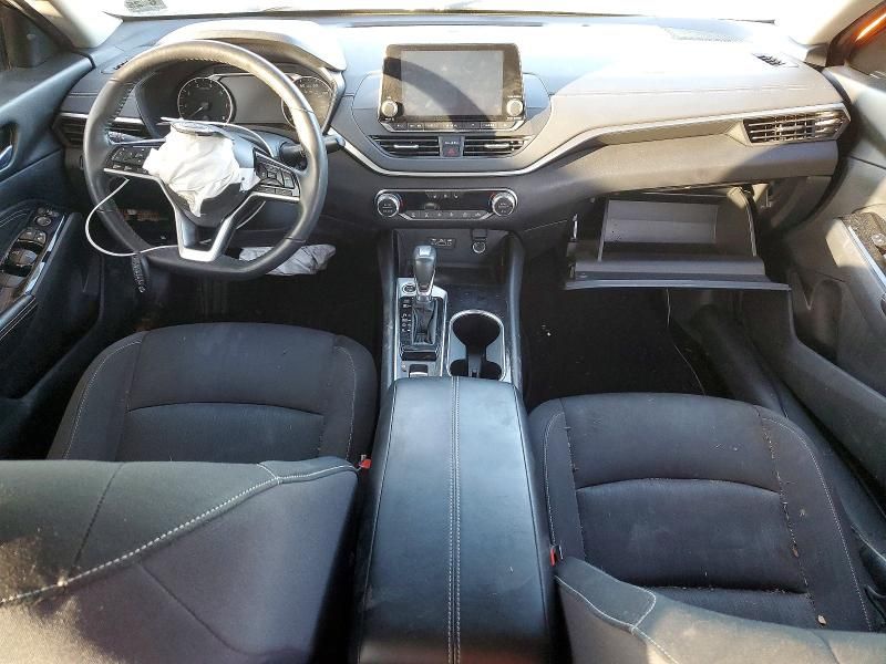 2020 Nissan Altima sv