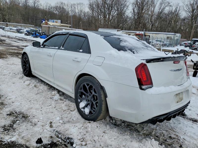 2019 Chrysler 300 s