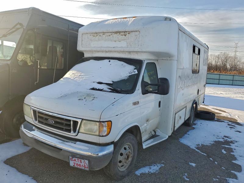 2003 Ford Econoline E450 Super Duty Cutaway van