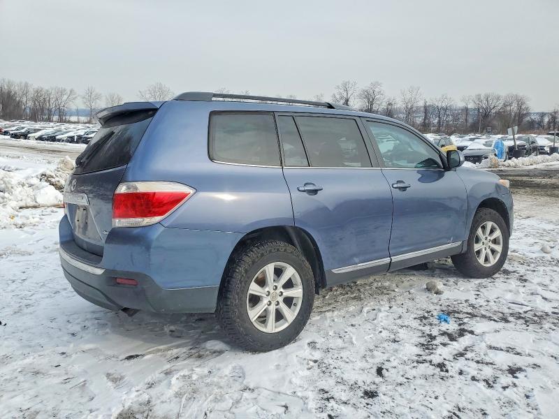2012 Toyota Highlander Base