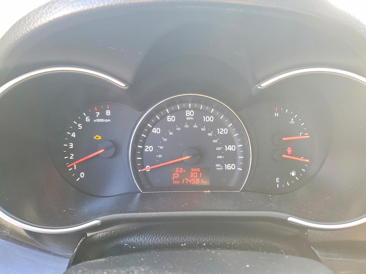 2015 KIA Sorento lx