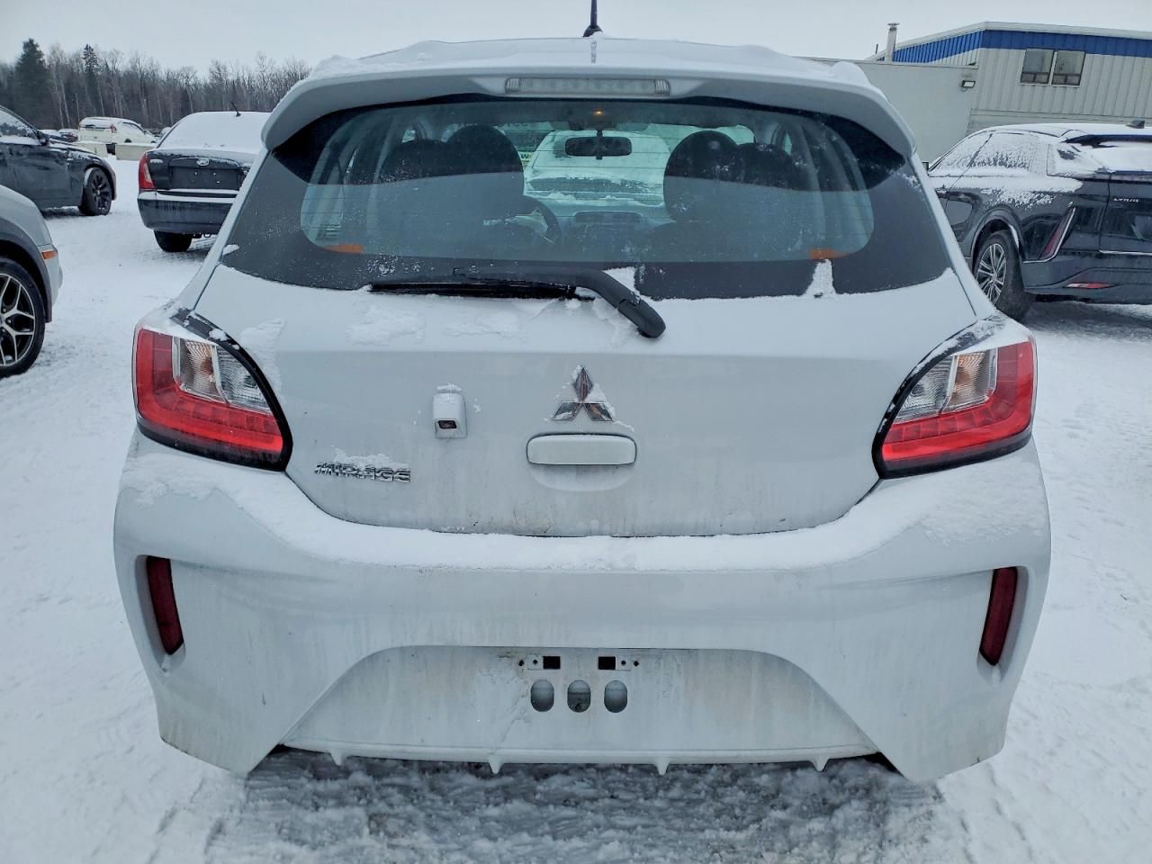 2024 Mitsubishi Mirage es