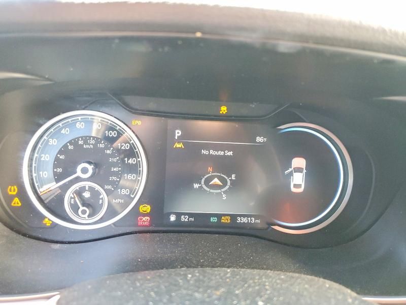 2023 Genesis G70 Base