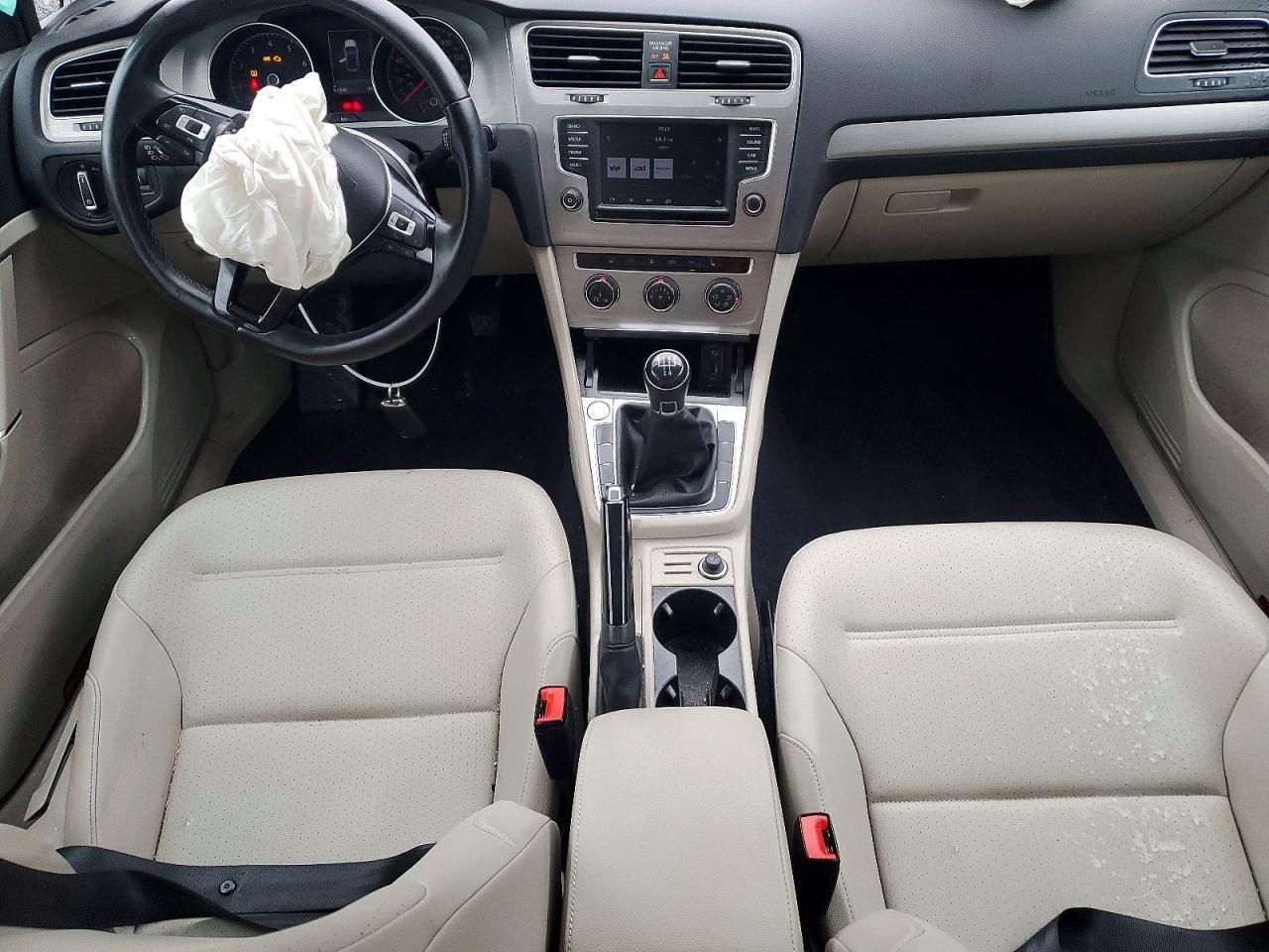 2017 Volkswagen Golf s