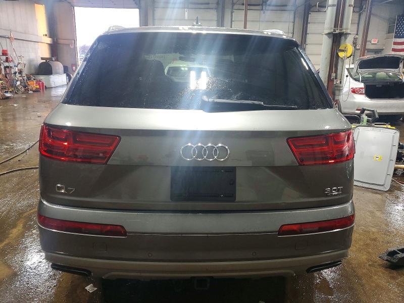 2017 Audi Q7 Premium Plus