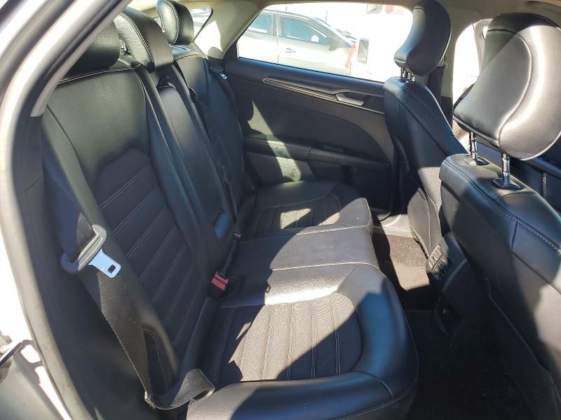 2017 Ford Fusion se Hybrid