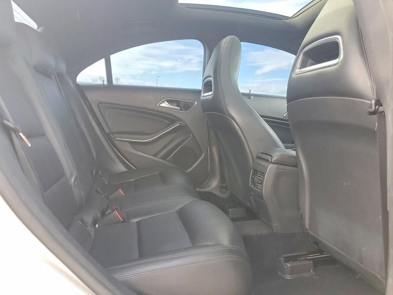 2014 Mercedes-Benz Cla 250