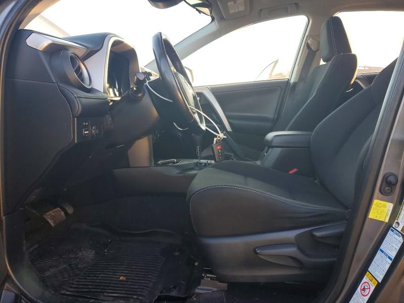 2018 Toyota Rav4 hv le