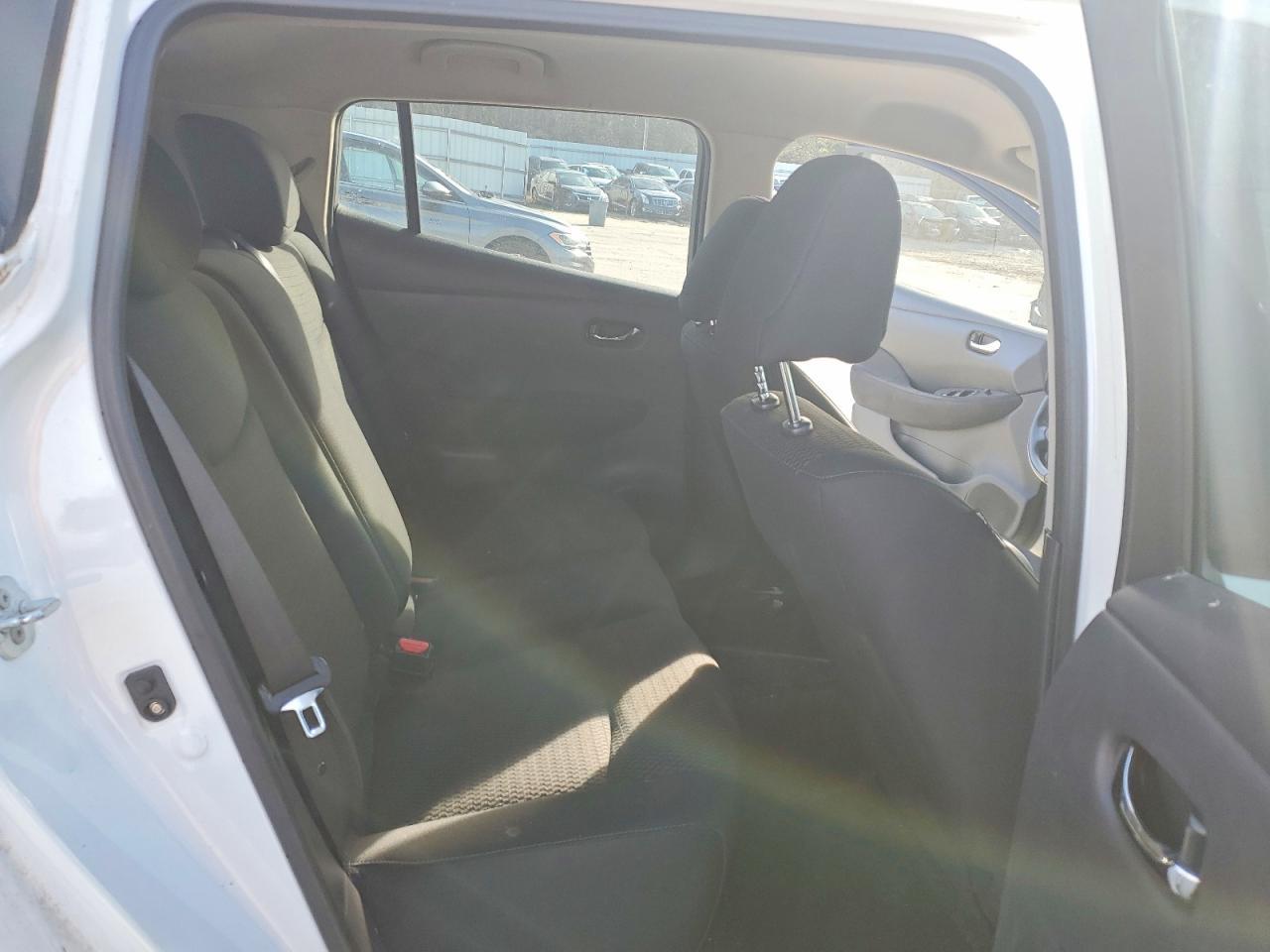 2013 Nissan Leaf s
