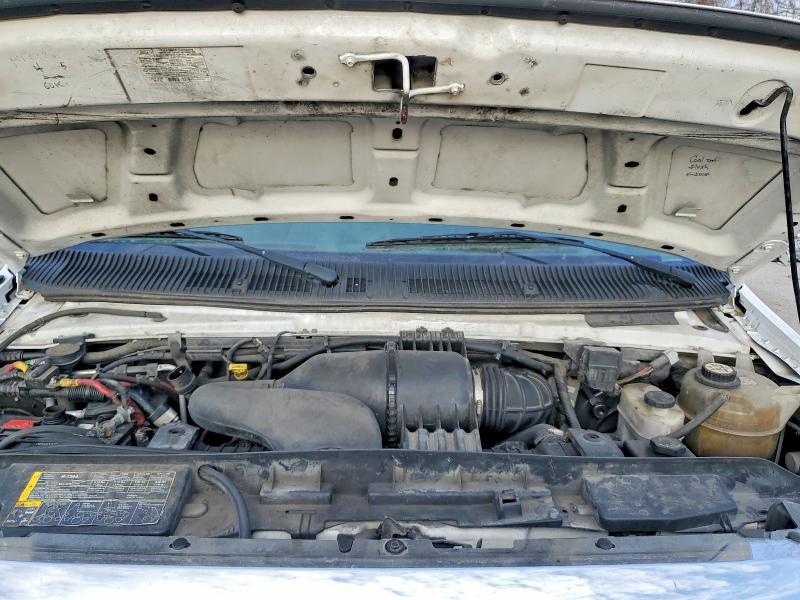 2008 Ford Econoline E350 Super Duty Cutaway Van