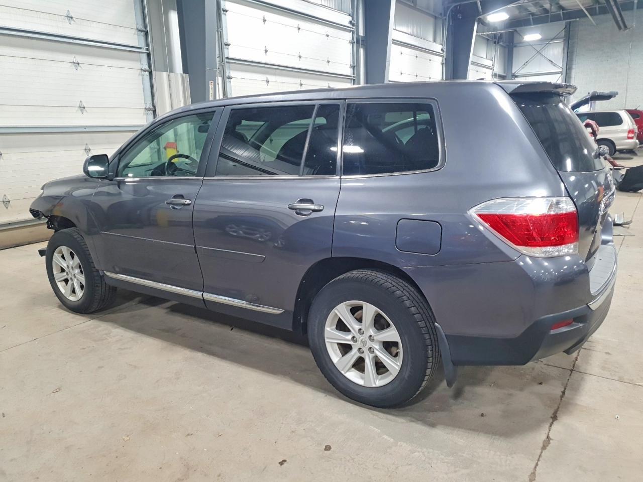 2012 Toyota Highlander Base