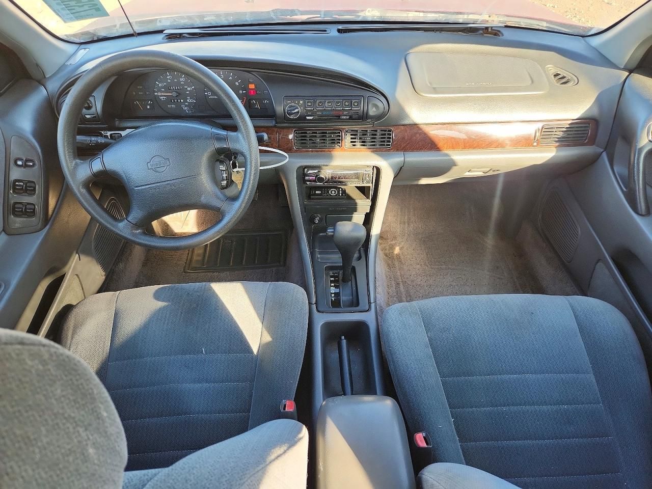 1997 Nissan Altima xe