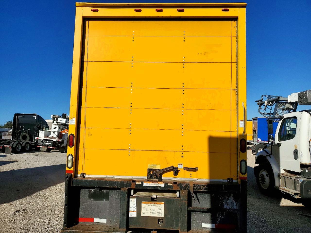 2013 International 4300 BOX Truck