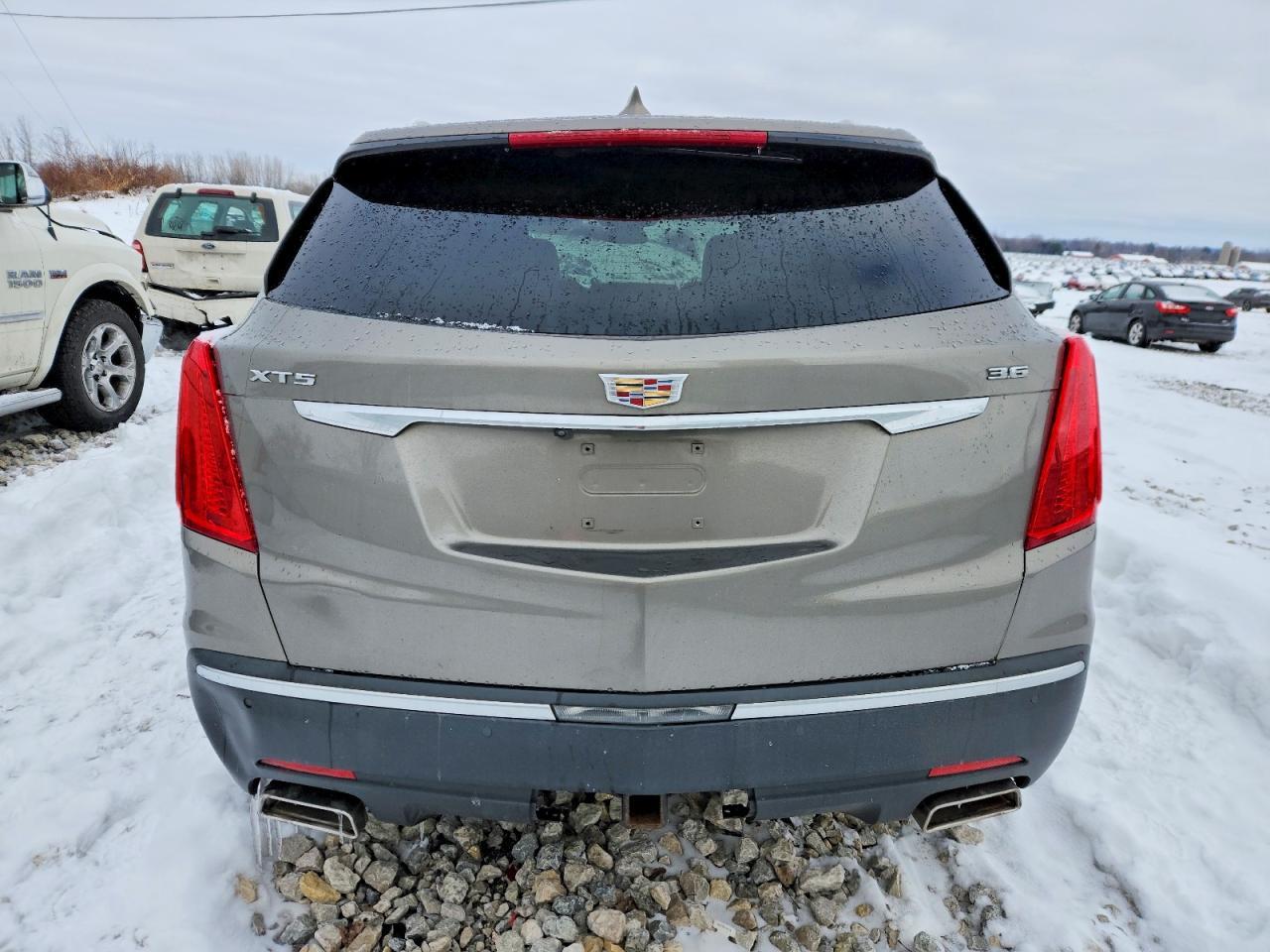 2017 Cadillac XT5