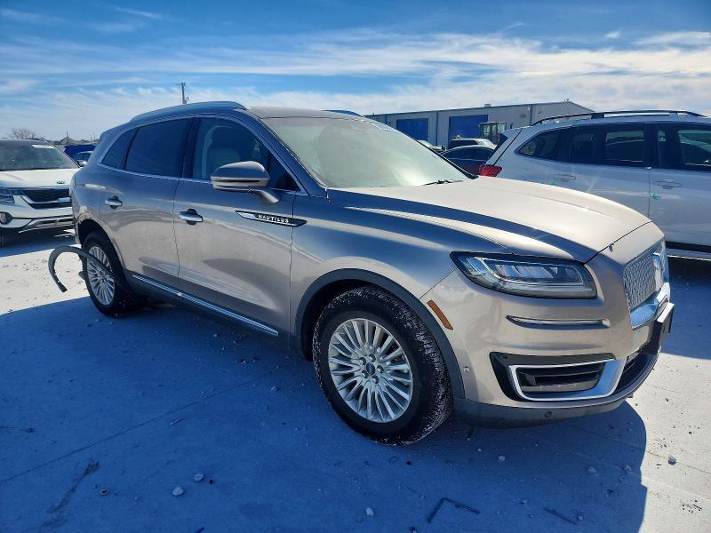 2019 Lincoln Nautilus Reserve