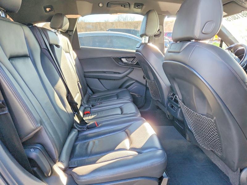 2017 Audi Q7 Premium Plus