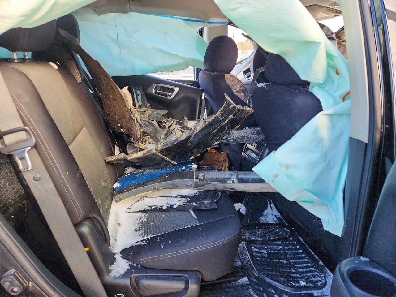 2017 Nissan Pathfinder s