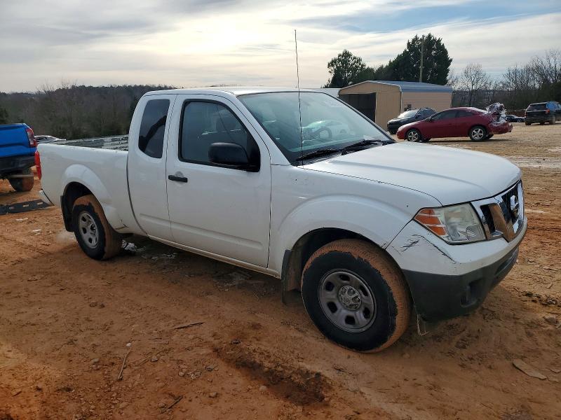 2018 Nissan Frontier s