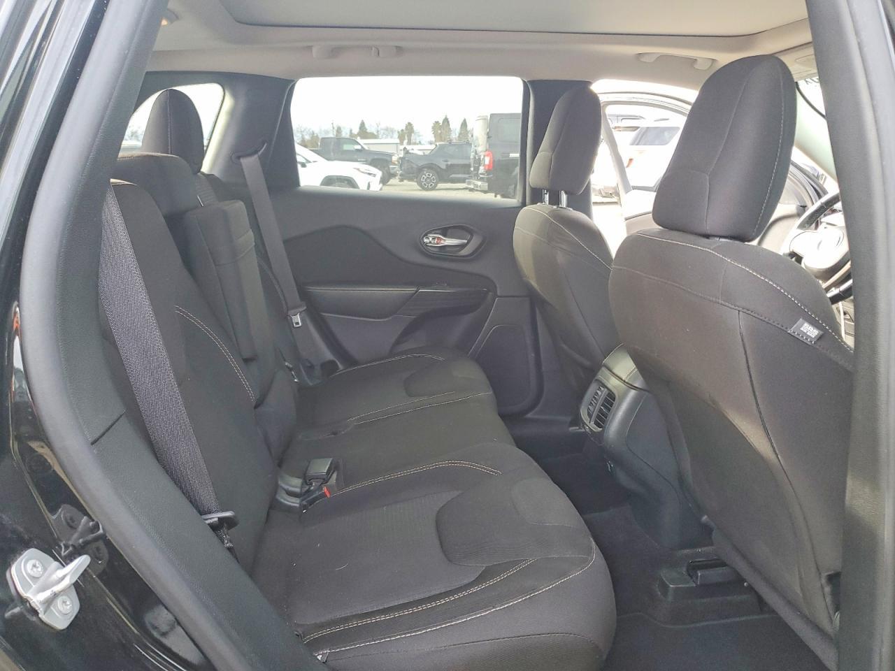 2016 Jeep Cherokee Latitude