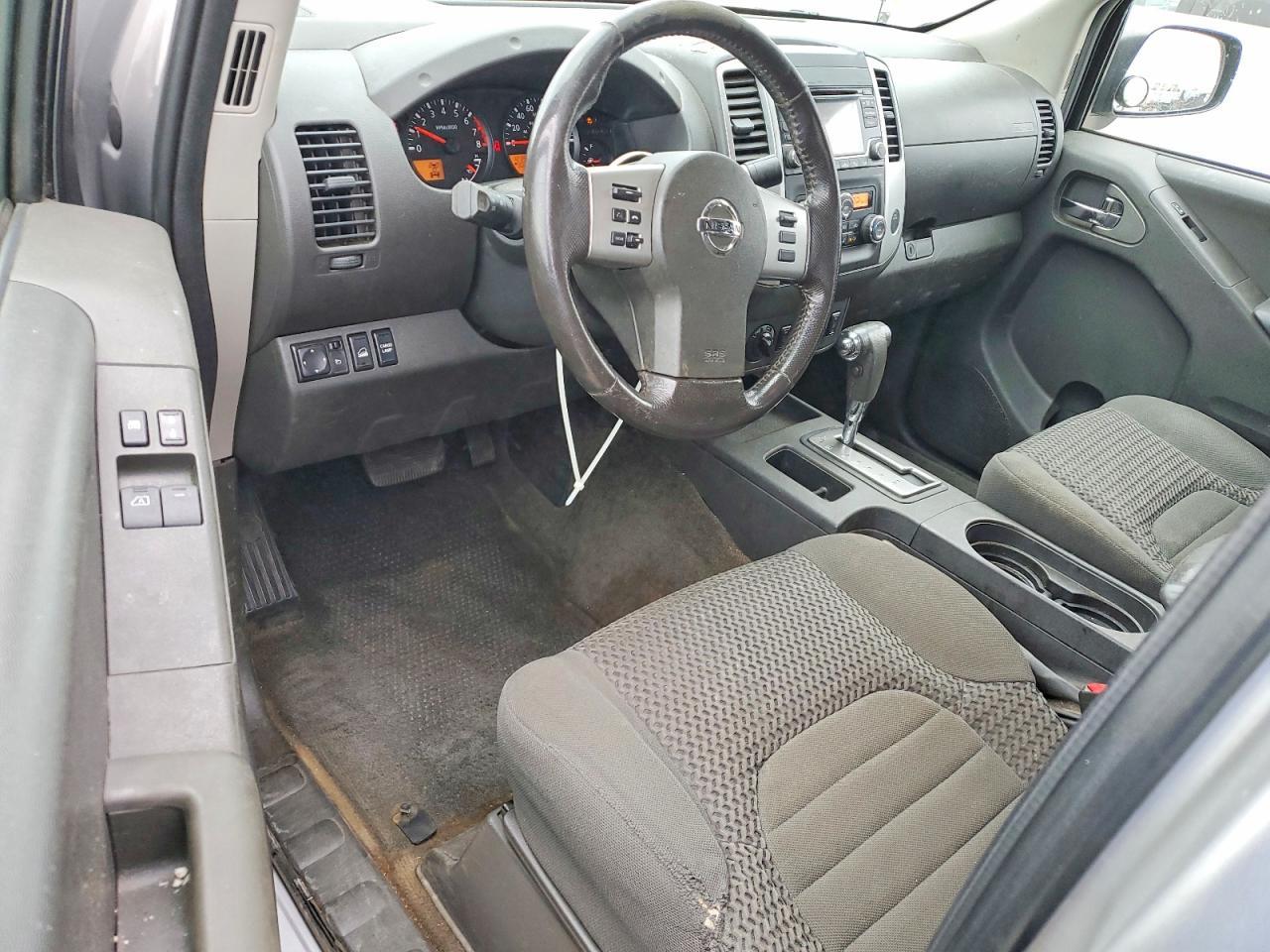 2018 Nissan Frontier SV V6