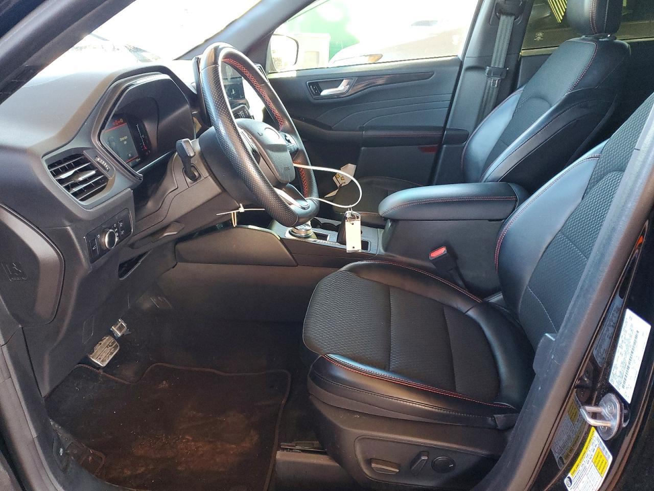 2023 Ford Escape st Line
