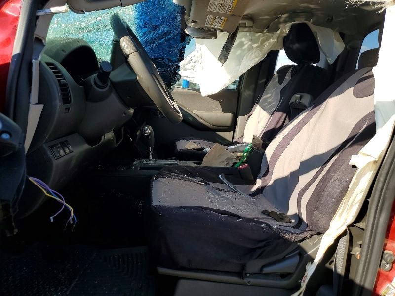 2010 Nissan Frontier King cab se