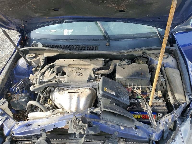 2016 Toyota Camry le