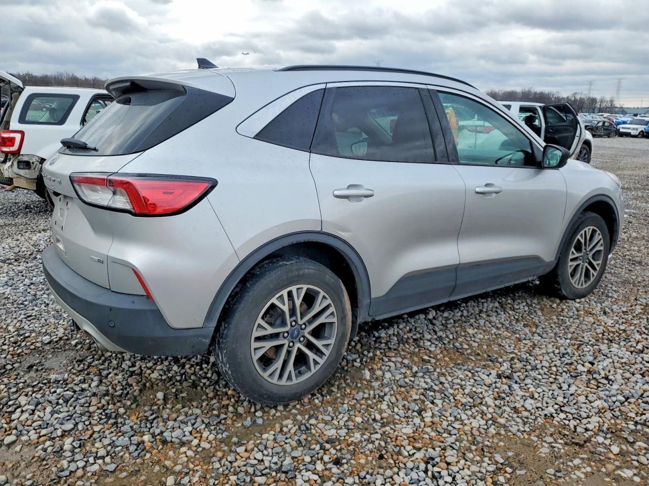 2020 Ford Escape sel