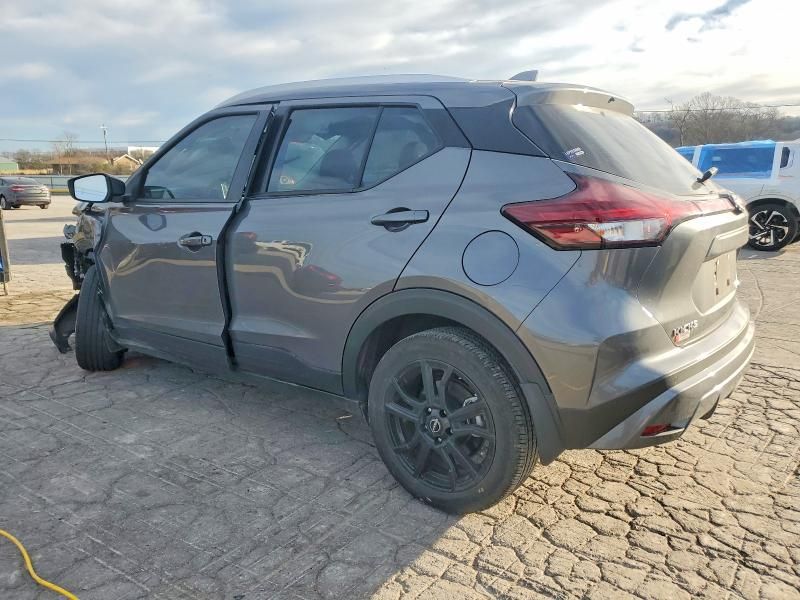 2024 Nissan Kicks sv