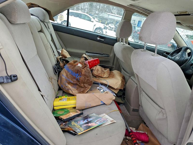 2004 Toyota Camry se