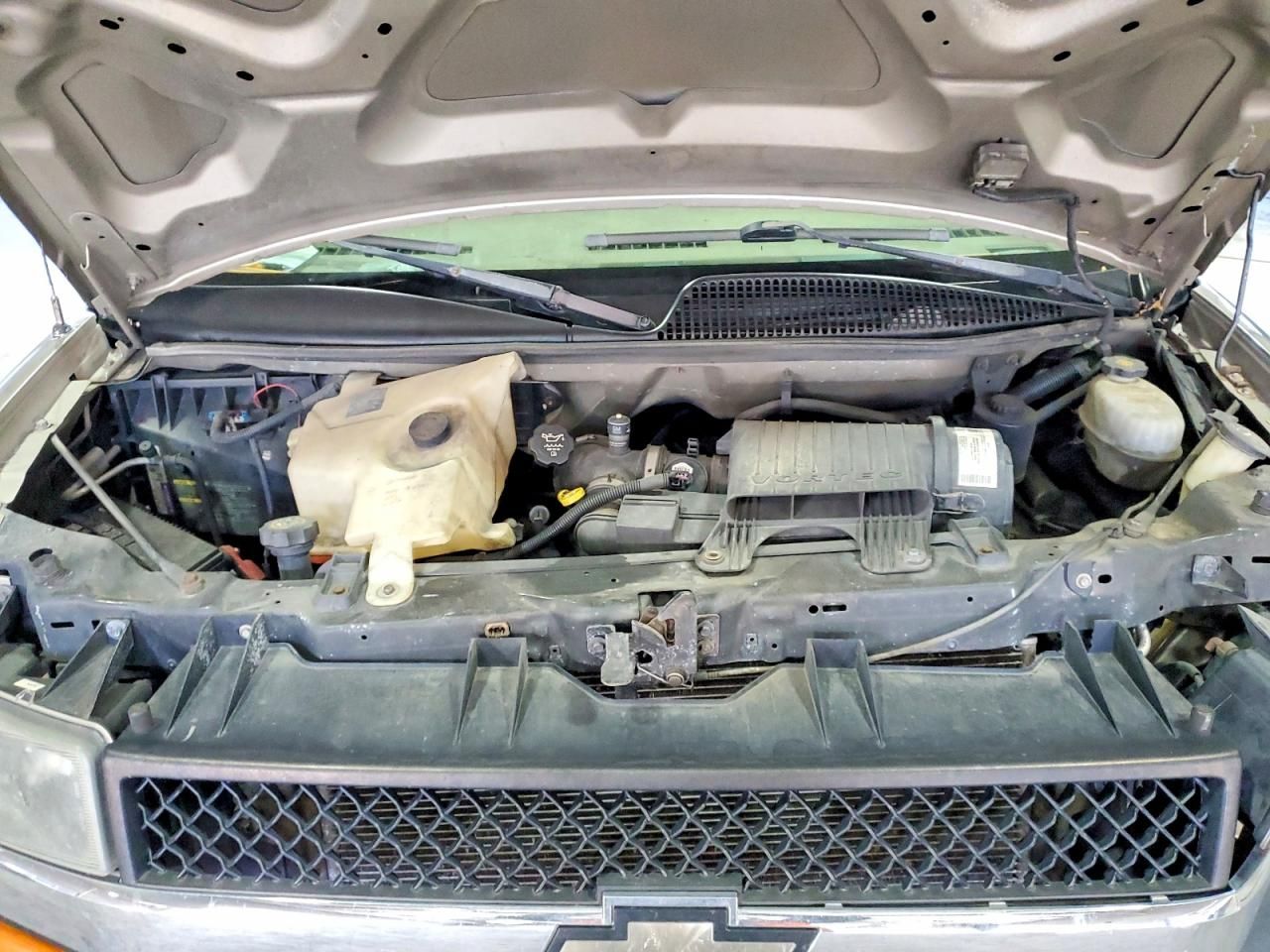 2003 Chevrolet Express G1500 Delivery Van