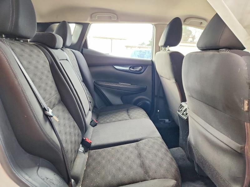 2017 Nissan Rogue Sport s