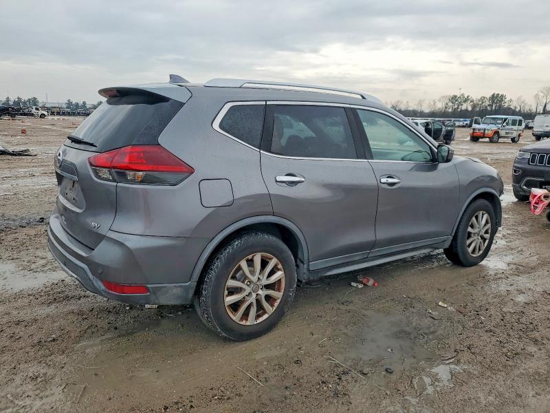 2019 Nissan Rogue sv