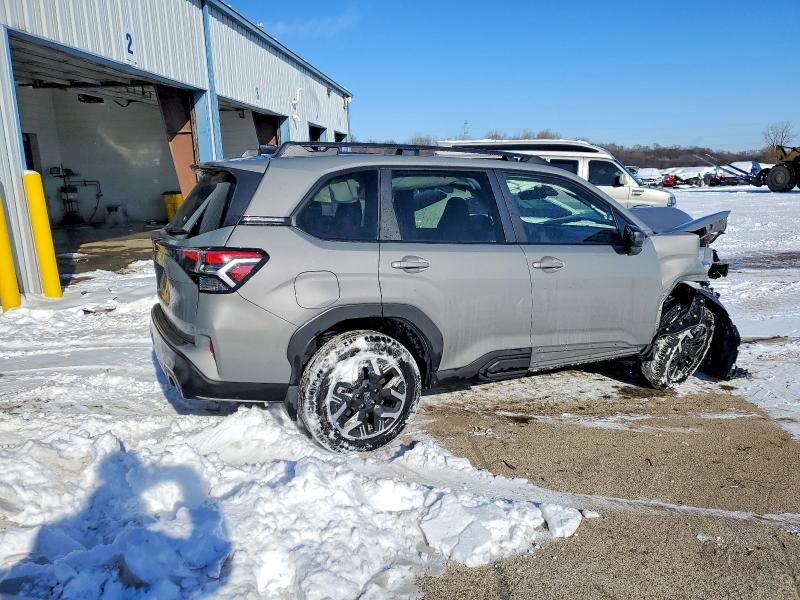 2025 Subaru Forester Premium