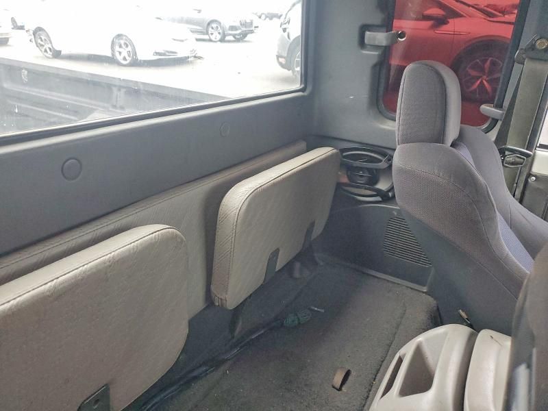 1990 Mazda B2200 cab Plus