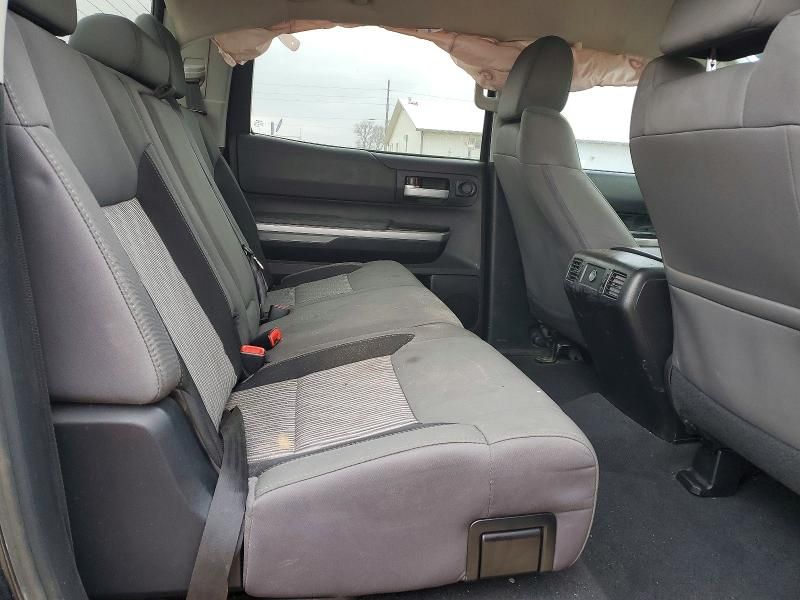 2015 Toyota Tundra Crewmax SR5