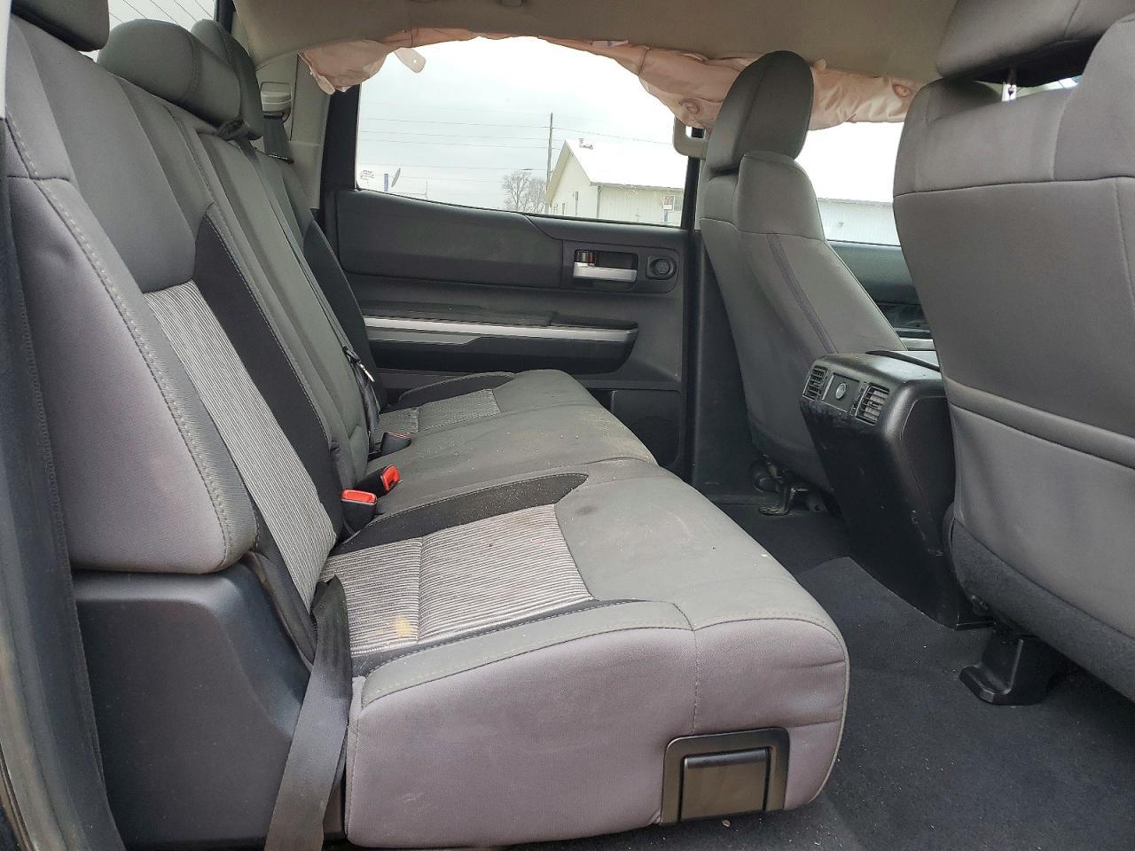 2015 Toyota Tundra Crewmax SR5